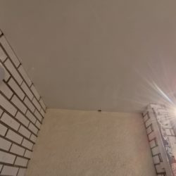 стены и потолок